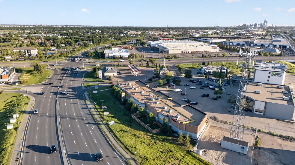 More Photos Of 13756 50th St NW, Edmonton General Retail For Lease