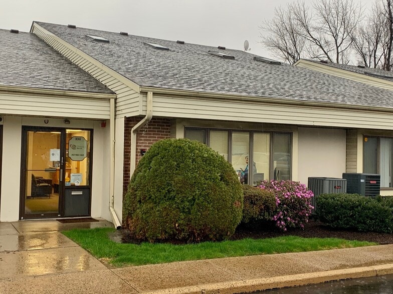 Primary Photo Of 111 E Pennsylvania Blvd, Feasterville Trevose Office For Sale