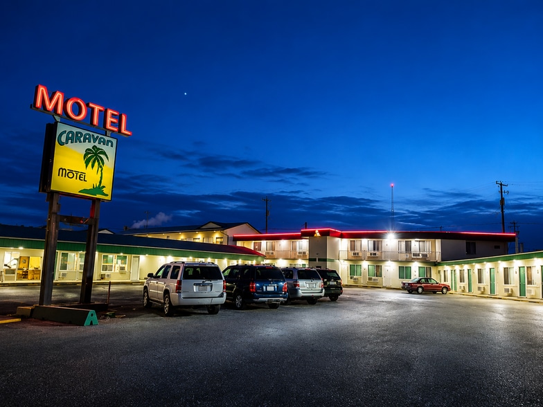 Primary Photo Of 9711 Alaska Rd, Fort St John Hotel For Sale