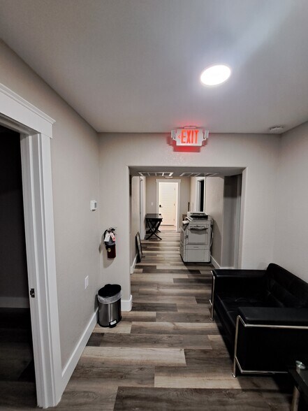 More Photos Of 4400 Bayou Blvd, Pensacola Medical For Lease