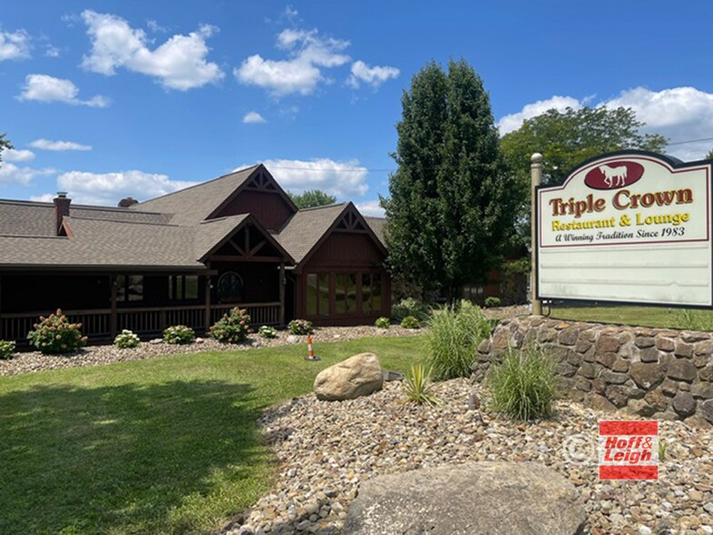 More Photos Of 335 S Main St, Munroe Falls Restaurant For Sale