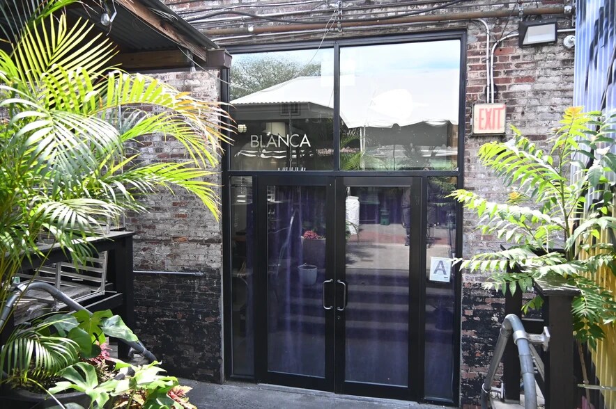 More Photos Of 272-280 Seigel St, Brooklyn Restaurant For Lease