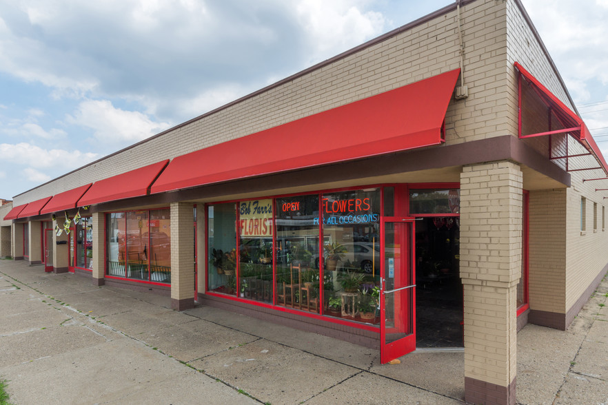 Primary Photo Of 14135-14149 W McNichols Rd, Detroit Storefront For Lease