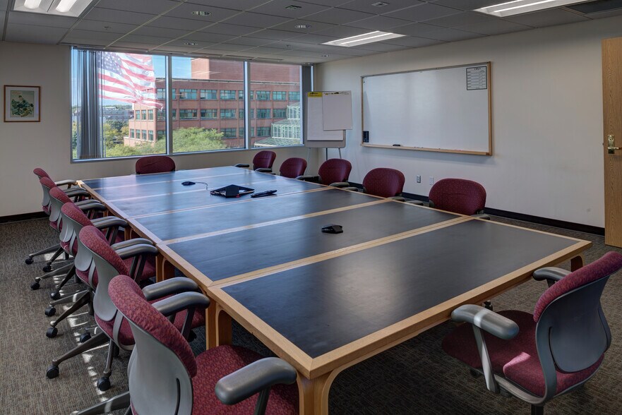 More Photos Of 67 W Michigan Ave, Battle Creek Office For Lease