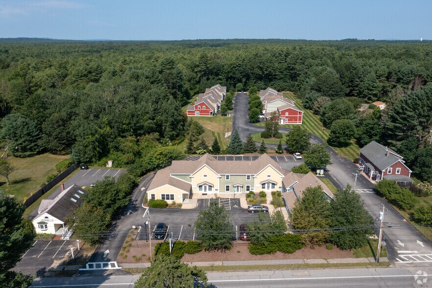 More Photos Of 69 York St, Kennebunk Medical For Sale