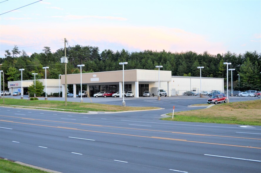 1120 US Highway 70 SE  