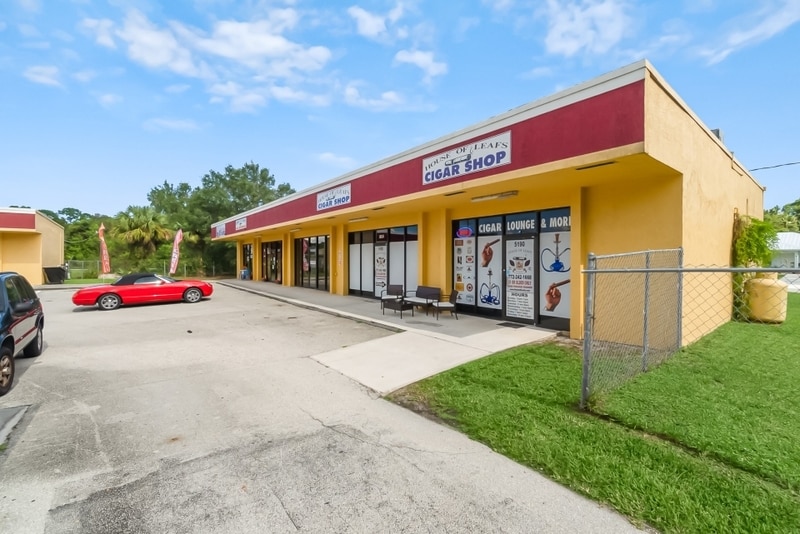 More Photos Of 5180-5186 Turnpike Feeder Rd, Fort Pierce General Retail For Sale
