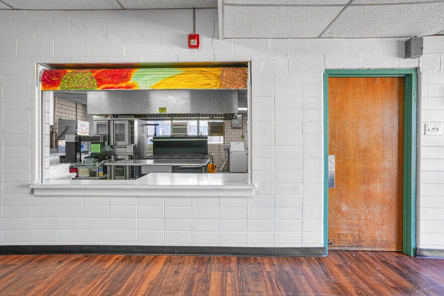 More Photos Of 5402 NW Kinyon Ave, Lawton Schools For Lease