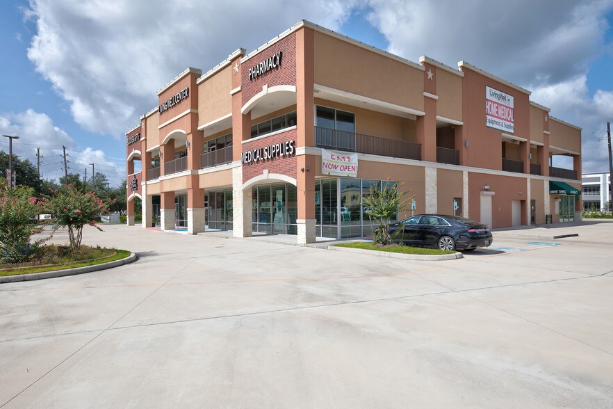 More Photos Of 13311 Hargrave Rd, Houston Storefront Retail Office For Lease