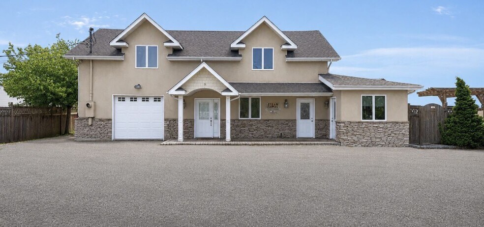 More Photos Of 9 Degnon Blvd, Bay Shore Office For Sale