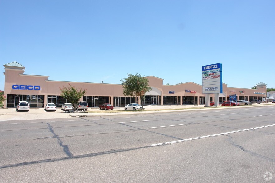 More Photos Of 2901 Alta Mere Dr, Fort Worth Unknown For Lease