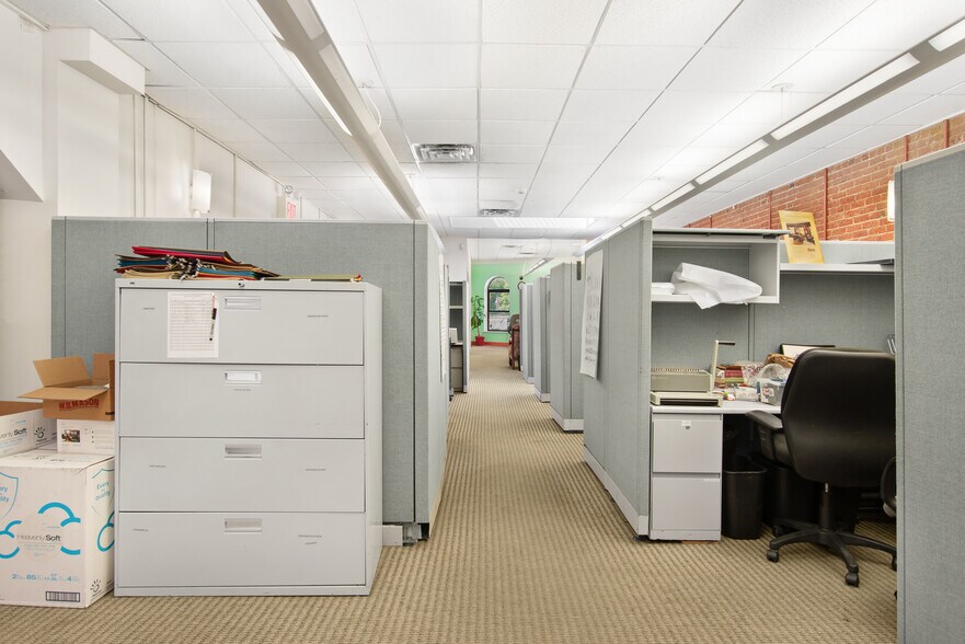 More Photos Of 417 W 126th St, New York Flex For Sale