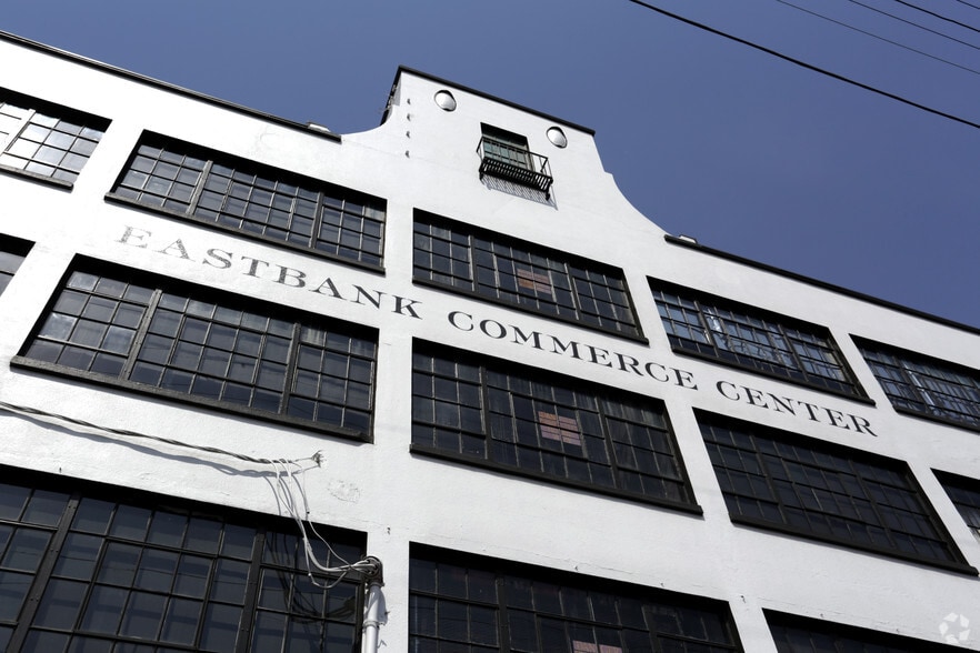 More Photos Of 1001 SE Water Ave, Portland Loft Creative Space For Lease