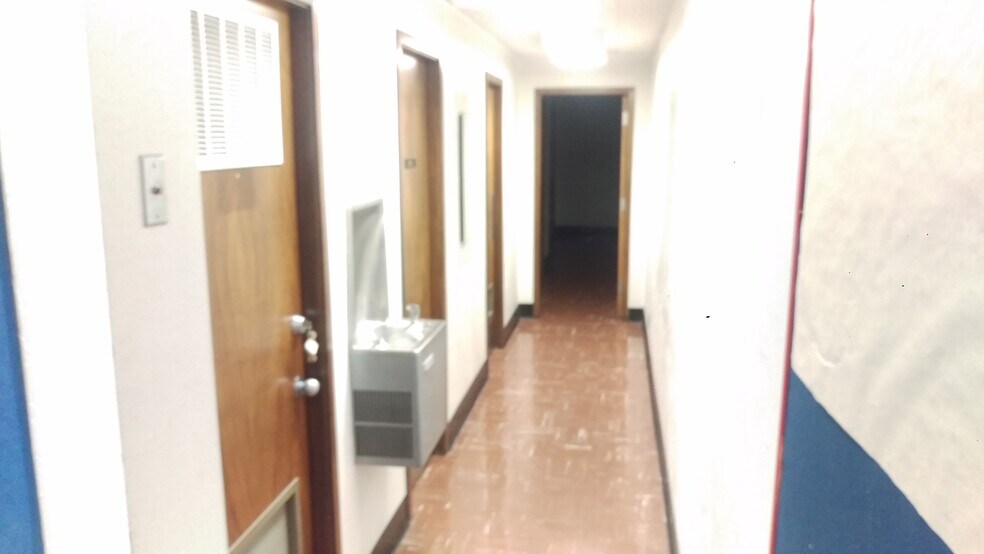 More Photos Of 112 N Grand Ave, Nogales General Retail For Sale