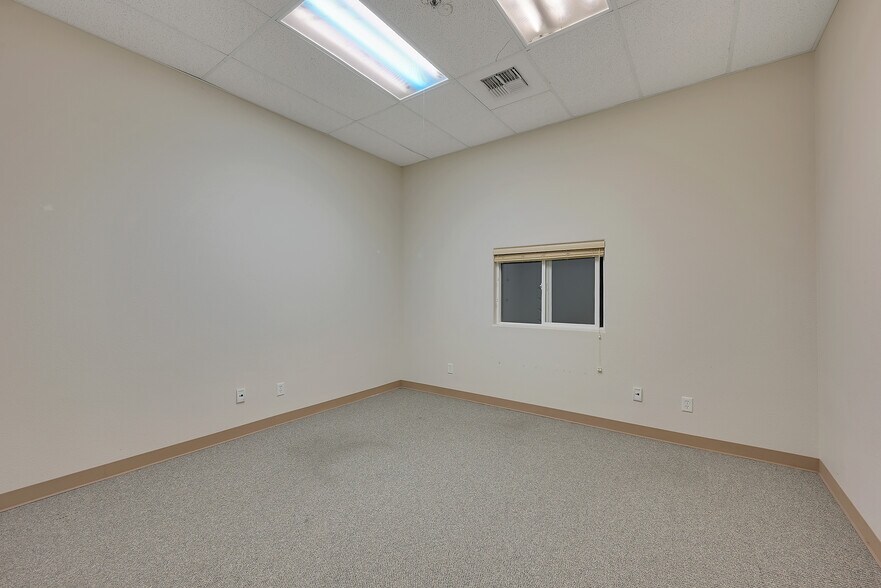 More Photos Of 103 D St, Marysville Office Residential For Sale