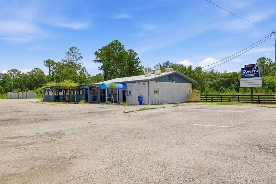 Primary Photo Of 1148 County Road 309, Crescent City Restaurant For Sale