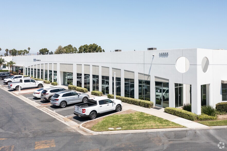 More Photos Of 14525 Valley View Ave, Santa Fe Springs Unknown For Lease