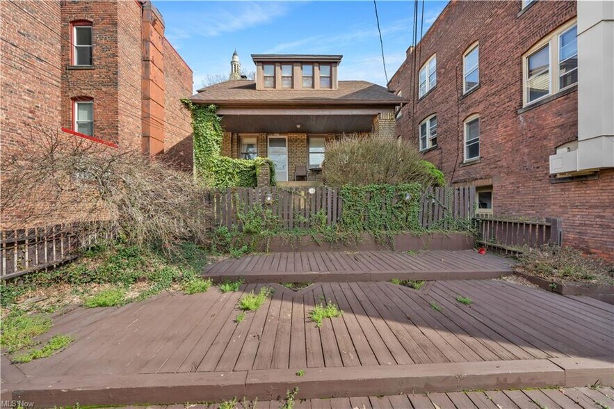 More Photos Of 2197 Murray Hill Rd, Cleveland Storefront Retail Residential For Sale