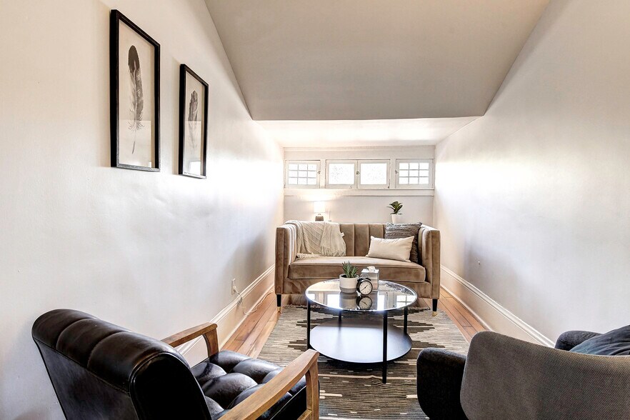 More Photos Of 531 E Lynwood St, Phoenix Office Residential For Sale