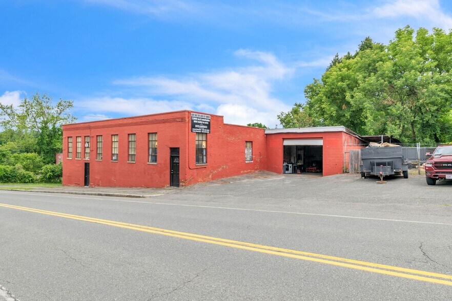 More Photos Of 260 Columbus Ave, Pittsfield Storefront Retail Office For Sale