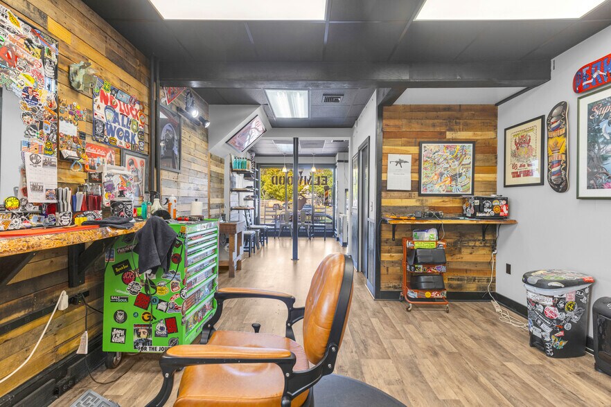 More Photos Of 1145-1147 New Britain Ave, West Hartford Apartments For Sale