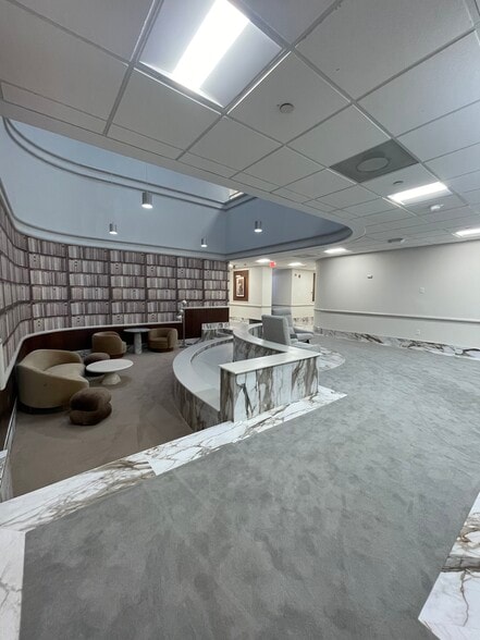 More Photos Of 101 Grovers Mill Rd, Lawrenceville Office For Lease