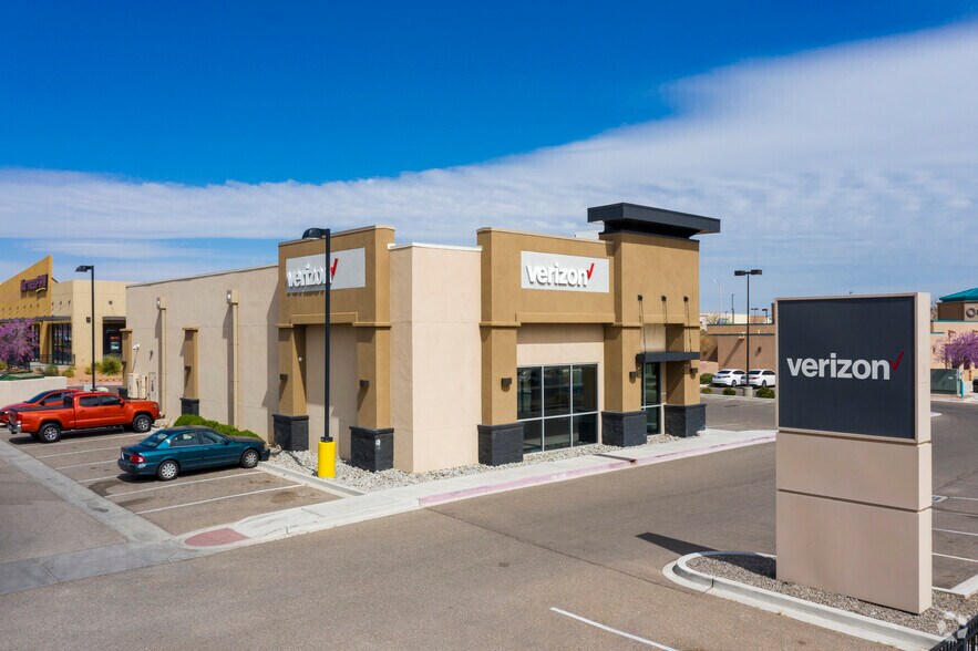 More Photos Of 7820 Enchanted Hills NE, Bernalillo Unknown For Lease