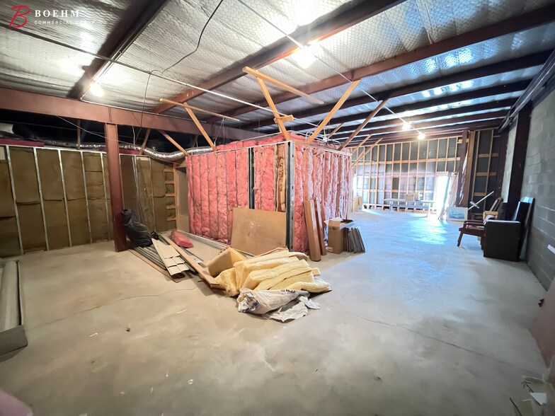 More Photos Of 204 -208 Cully Dr, Kerrville Office For Lease