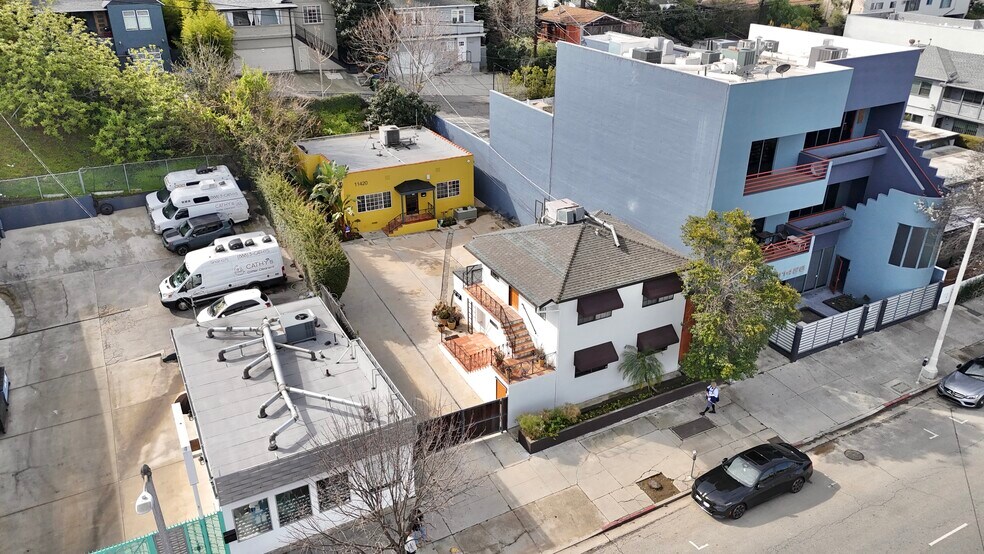 More Photos Of 11420 Ventura Blvd, Studio City Office Residential For Sale