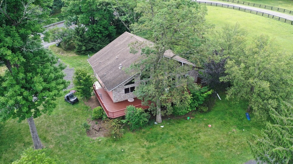 More Photos Of 80 US Highway 206, Chester Horse Stables For Sale