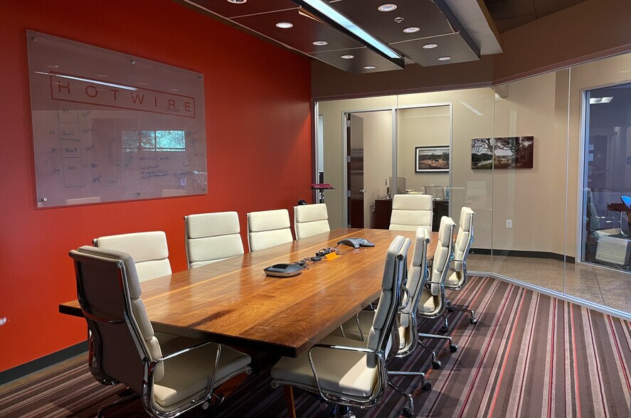 More Photos Of 15354 N 83rd Way, Scottsdale Warehouse For Lease