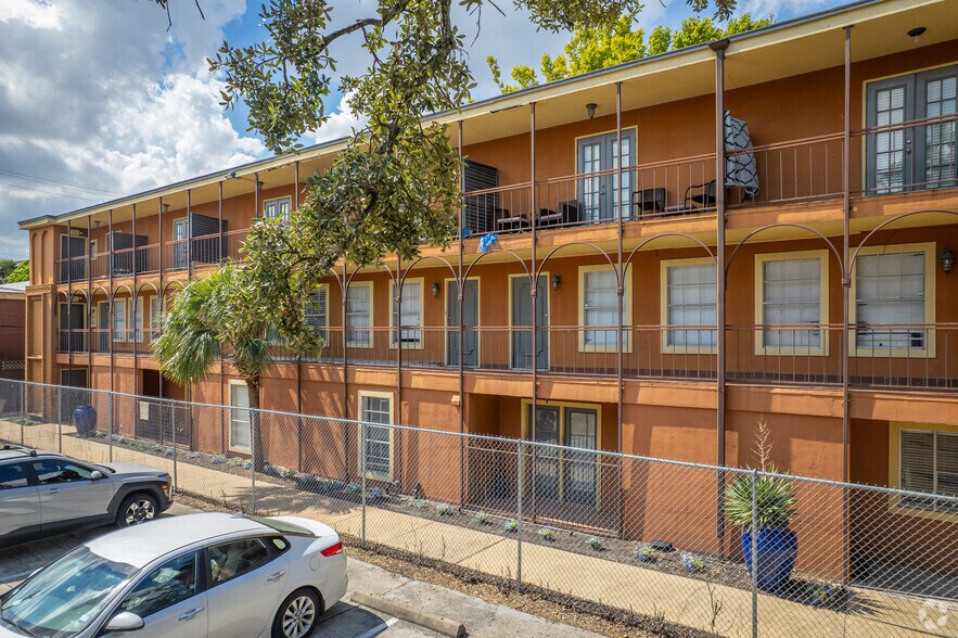 More Photos Of , Houston Multifamily For Sale