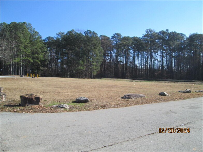More Photos Of 3550 Centerville Hwy, Snellville Land For Lease