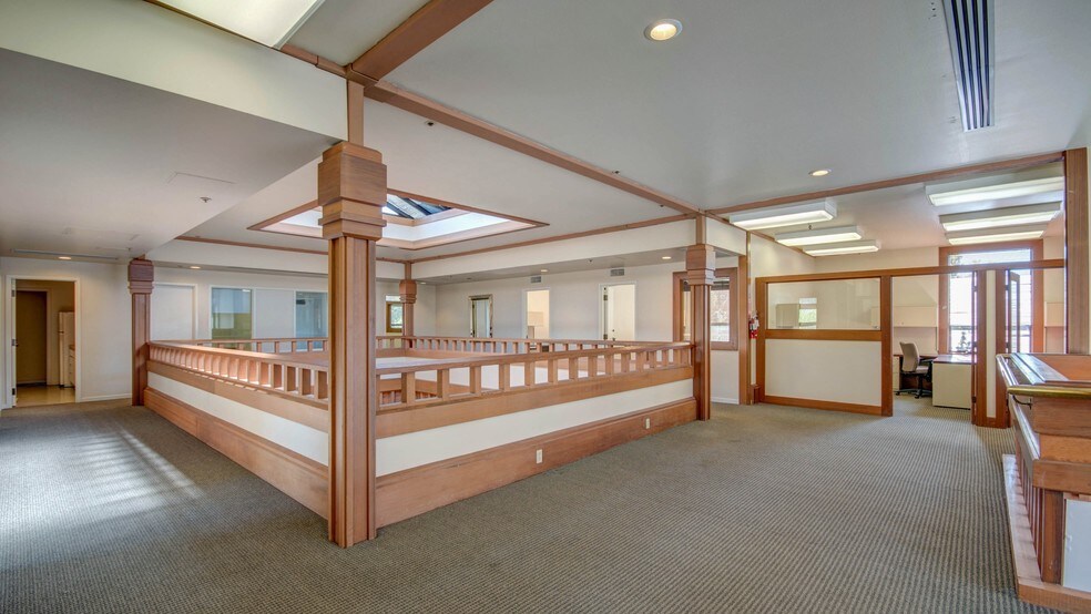 More Photos Of 915 Diablo Ave, Novato Office For Sale