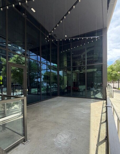 More Photos Of 1055 howell mill Rd, Atlanta Office For Lease