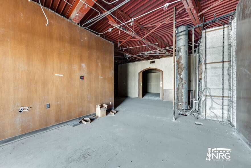 More Photos Of 3201 W Wall St, Midland Office For Sale