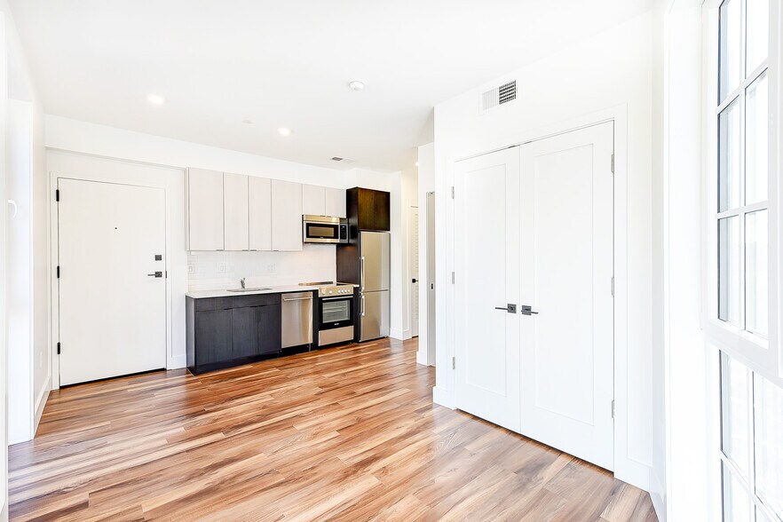 More Photos Of 1416 Quincy St NW, Washington Apartments For Sale