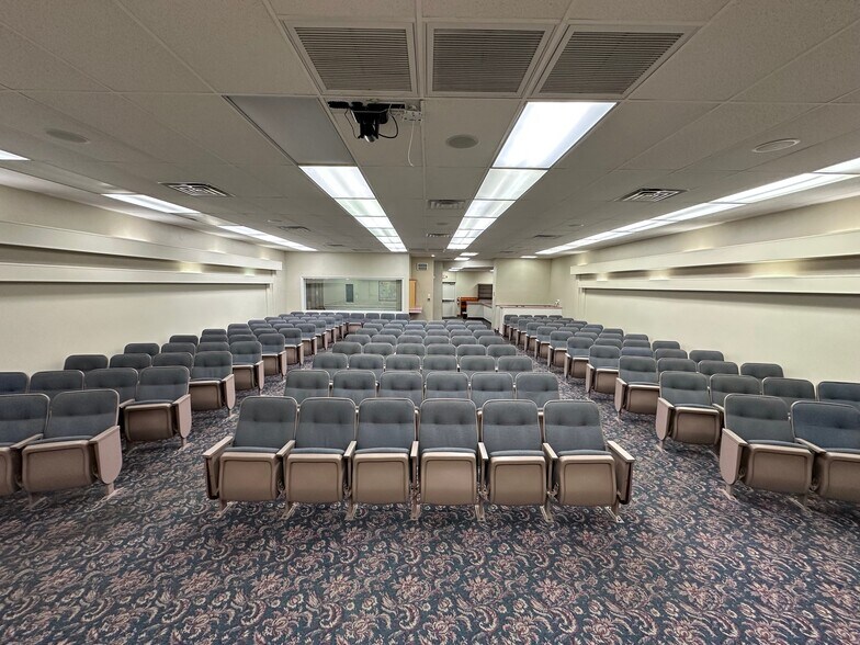 More Photos Of 5602 Rosemead Blvd, Temple City Office For Sale