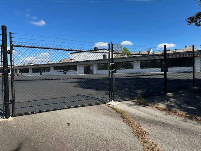 More Photos Of 2725 Franklin Turnpike, Danville Self Storage For Lease