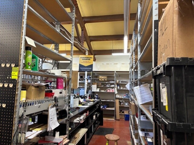 More Photos Of 2120 E Powell Blvd, Gresham General Retail For Sale