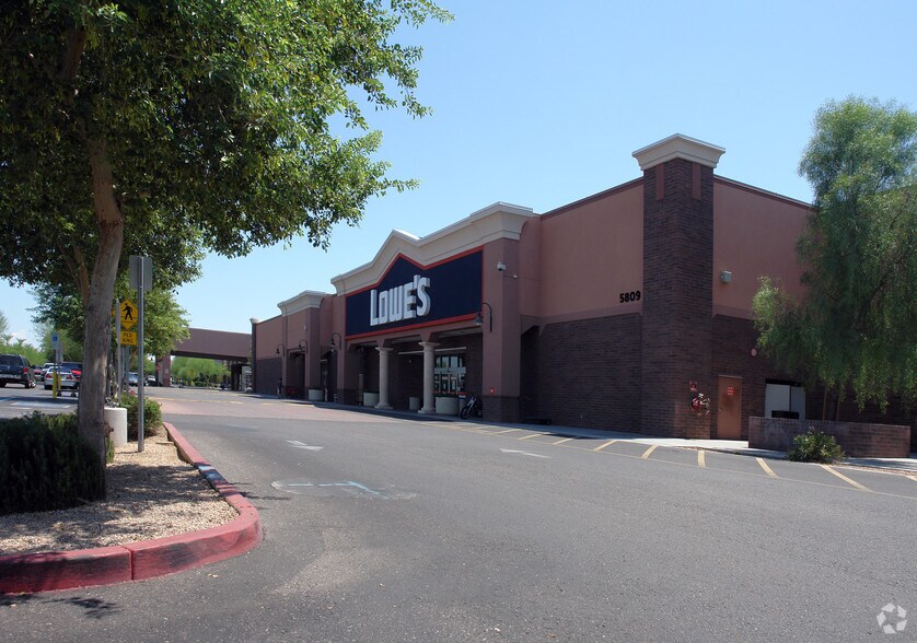 More Photos Of 5707 W Northern Ave, Glendale Unknown For Lease