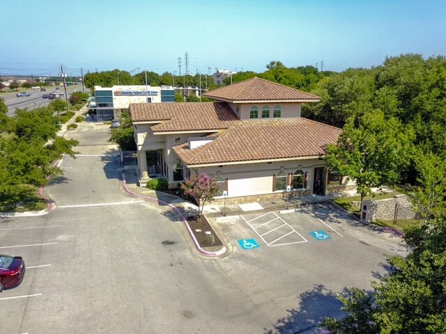 More Photos Of 1450 W Parmer Ln, Austin Medical For Lease