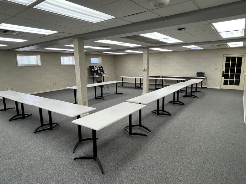 More Photos Of 17141 State Road 4, Goshen Distribution For Lease