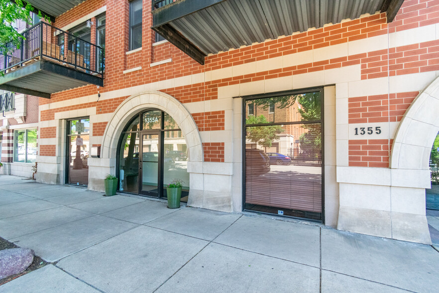 Primary Photo Of 1355 W Washington Blvd, Chicago Apartments For Sale