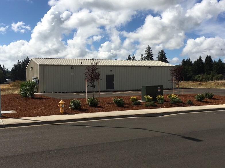 Primary Photo Of 1190 NW Noble Dr, Estacada Manufacturing For Lease