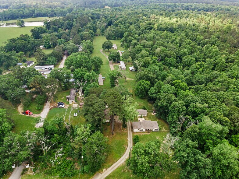 Primary Photo Of 2369 Texas State Highway 63 W, Jasper Industrial For Sale