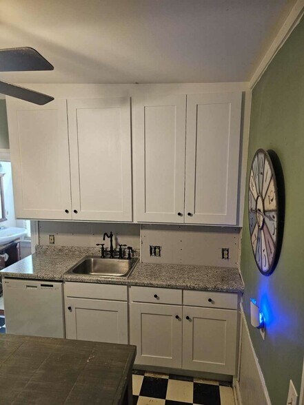 More Photos Of 720 Saint Clair St, Lapeer Apartments For Sale