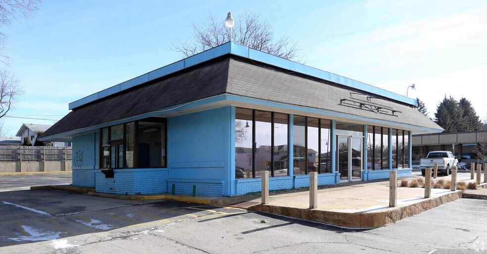 More Photos Of 5666 Monona Dr, Monona Land For Lease