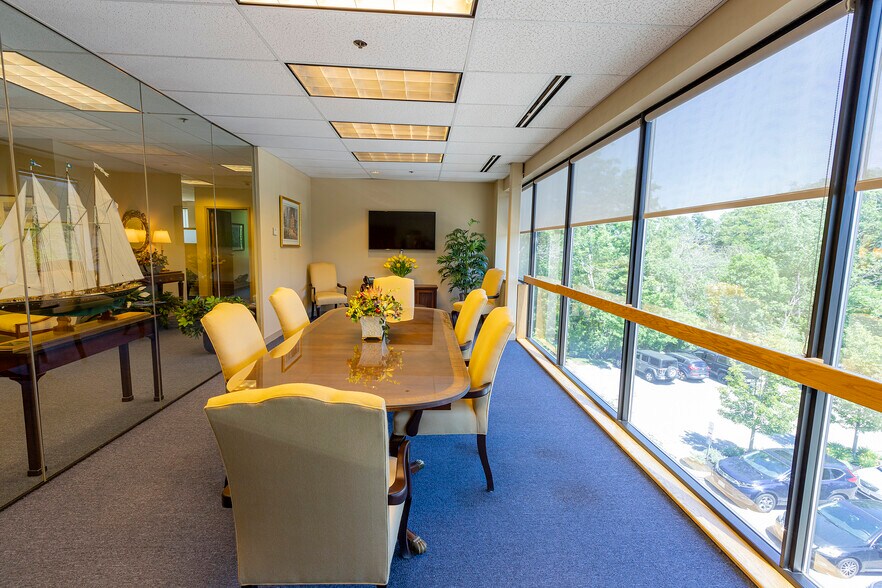 More Photos Of 3 Centennial Dr, Peabody Office For Lease