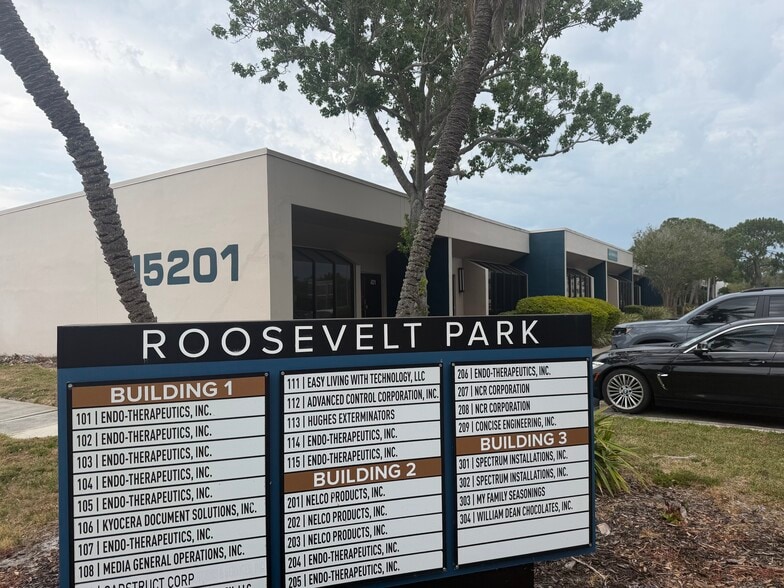 More Photos Of 15201 Roosevelt Blvd, Clearwater Unknown For Lease